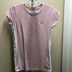 Guess tshirt